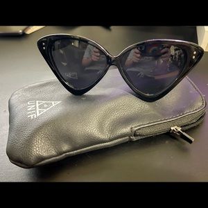 UNIF - The Beni Black Sunglasses